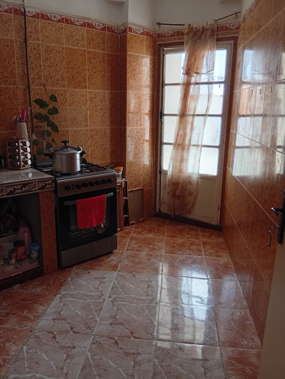 Appartement F3 à vendre - Hai Yasmine- Oran