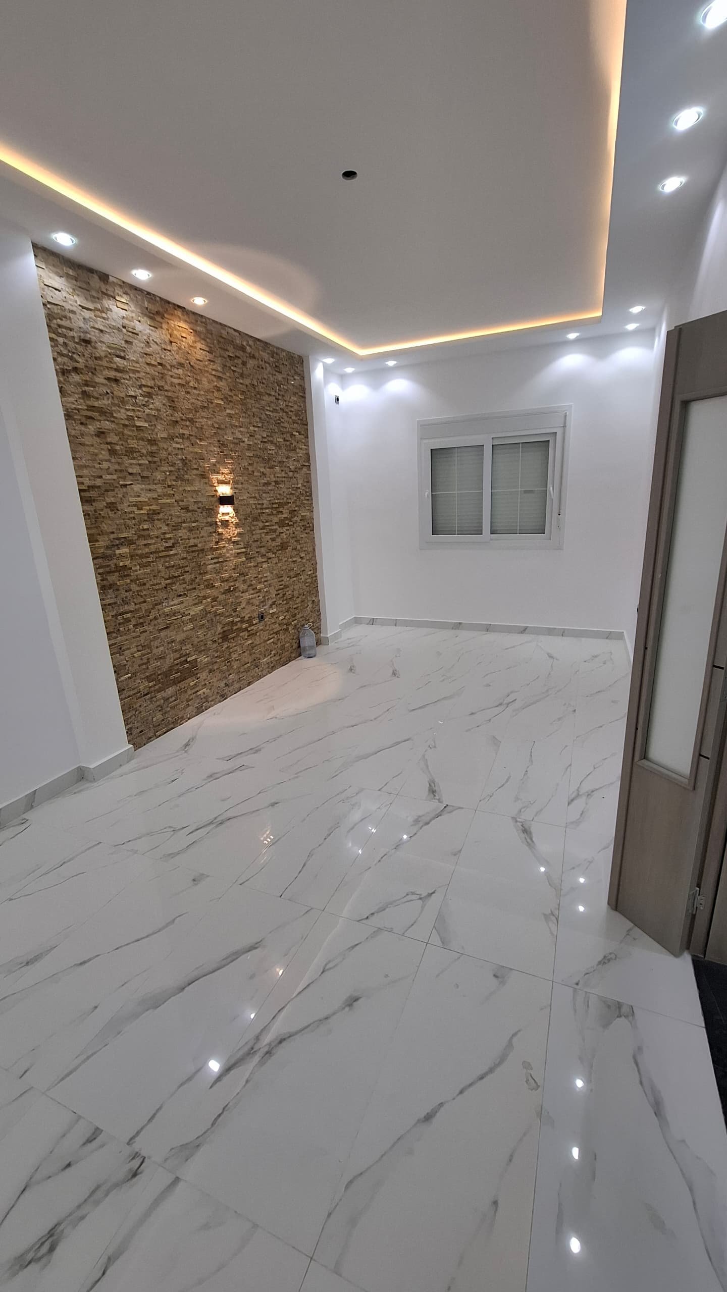 Villa à vendre - Canastel - Oran avec terrasse