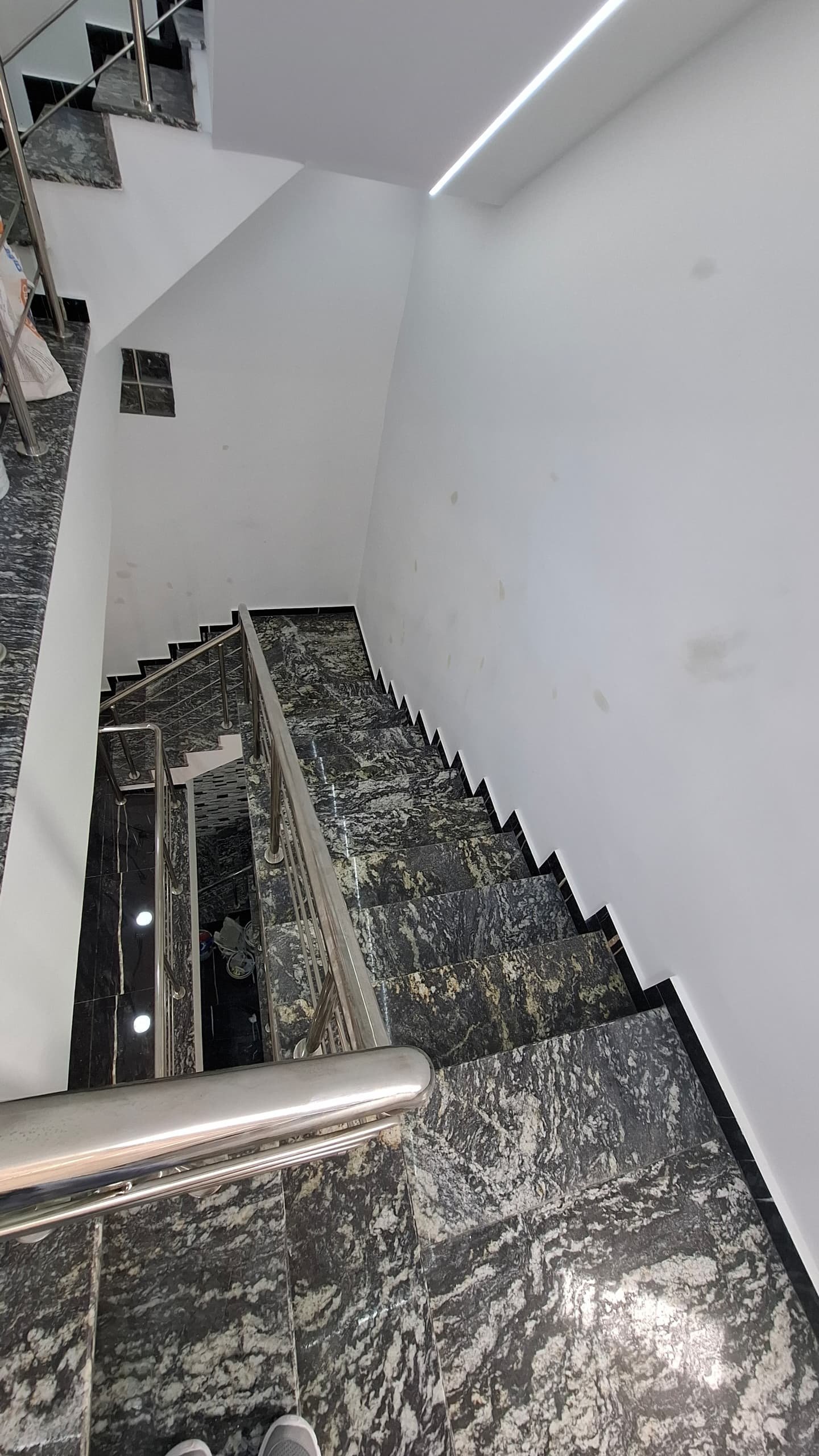 Villa à vendre - Canastel - Oran avec terrasse