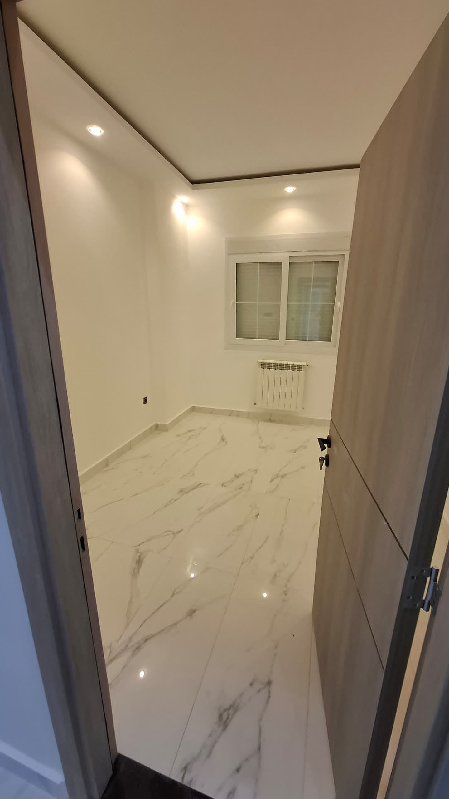 Villa à vendre - Canastel - Oran avec terrasse