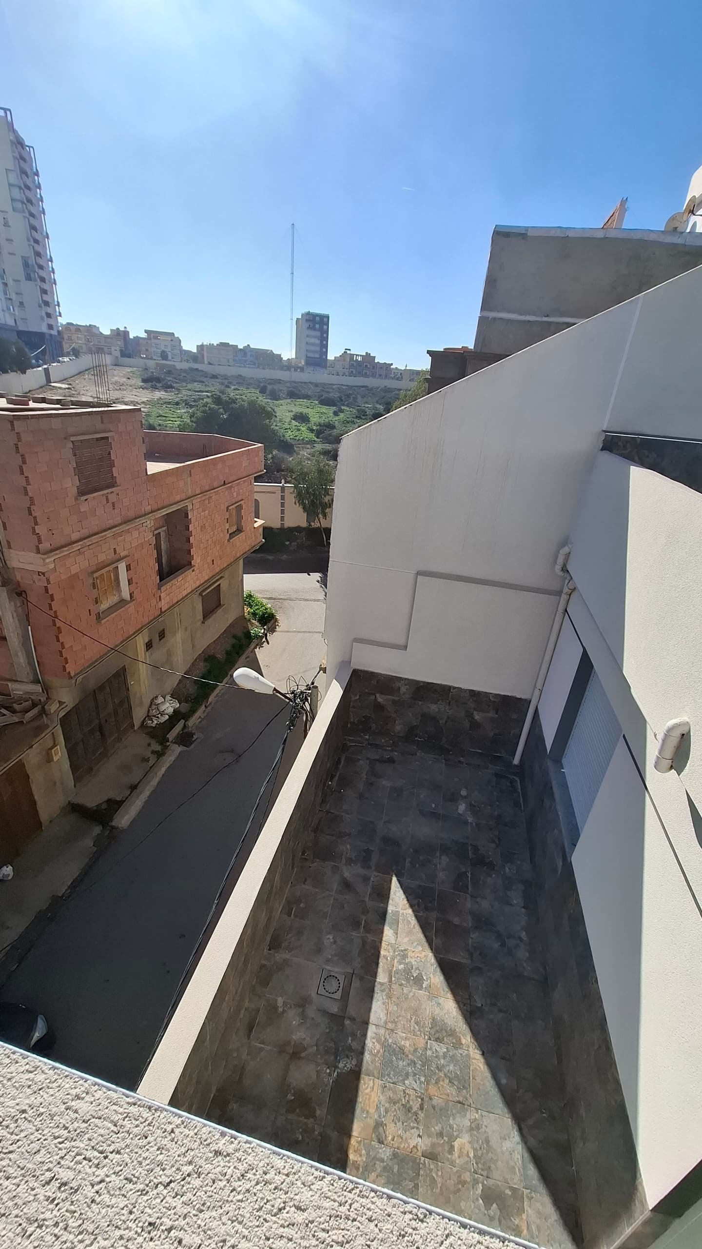 Villa à vendre - Canastel - Oran avec terrasse