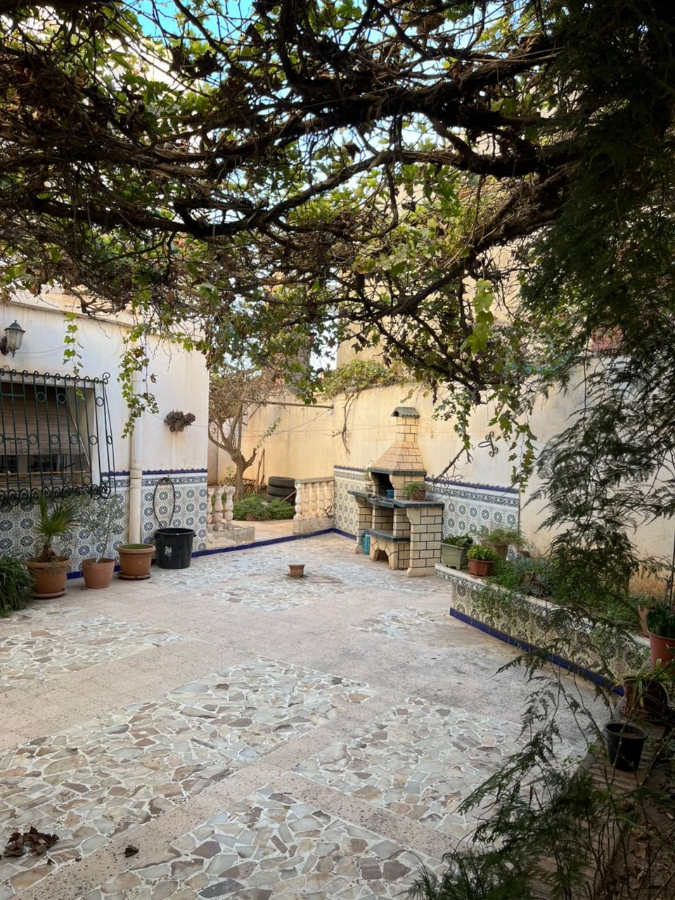 Villa à vendre à Les Falaises, Oran avec vue sur mer