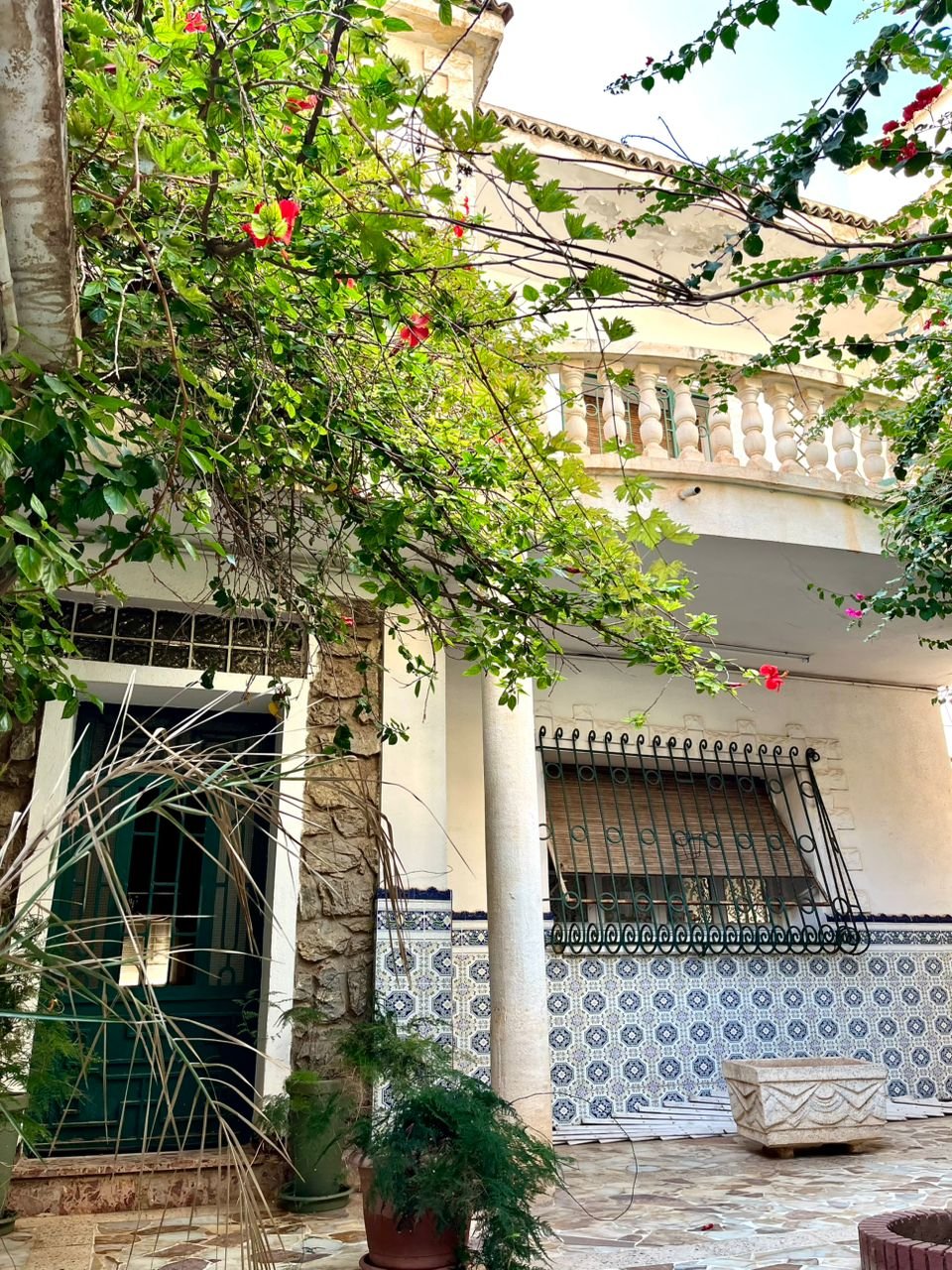 Villa à vendre à Les Falaises, Oran avec vue sur mer