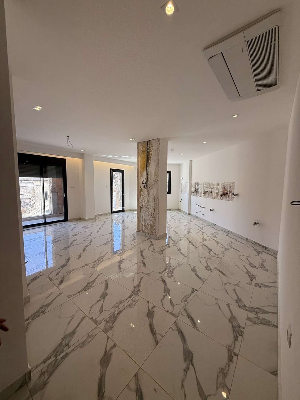Appartement F4 à vendre à Gambetta, Oran avec terrasse