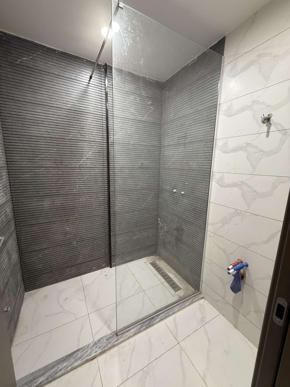 Appartement F4 à vendre à Gambetta, Oran avec terrasse