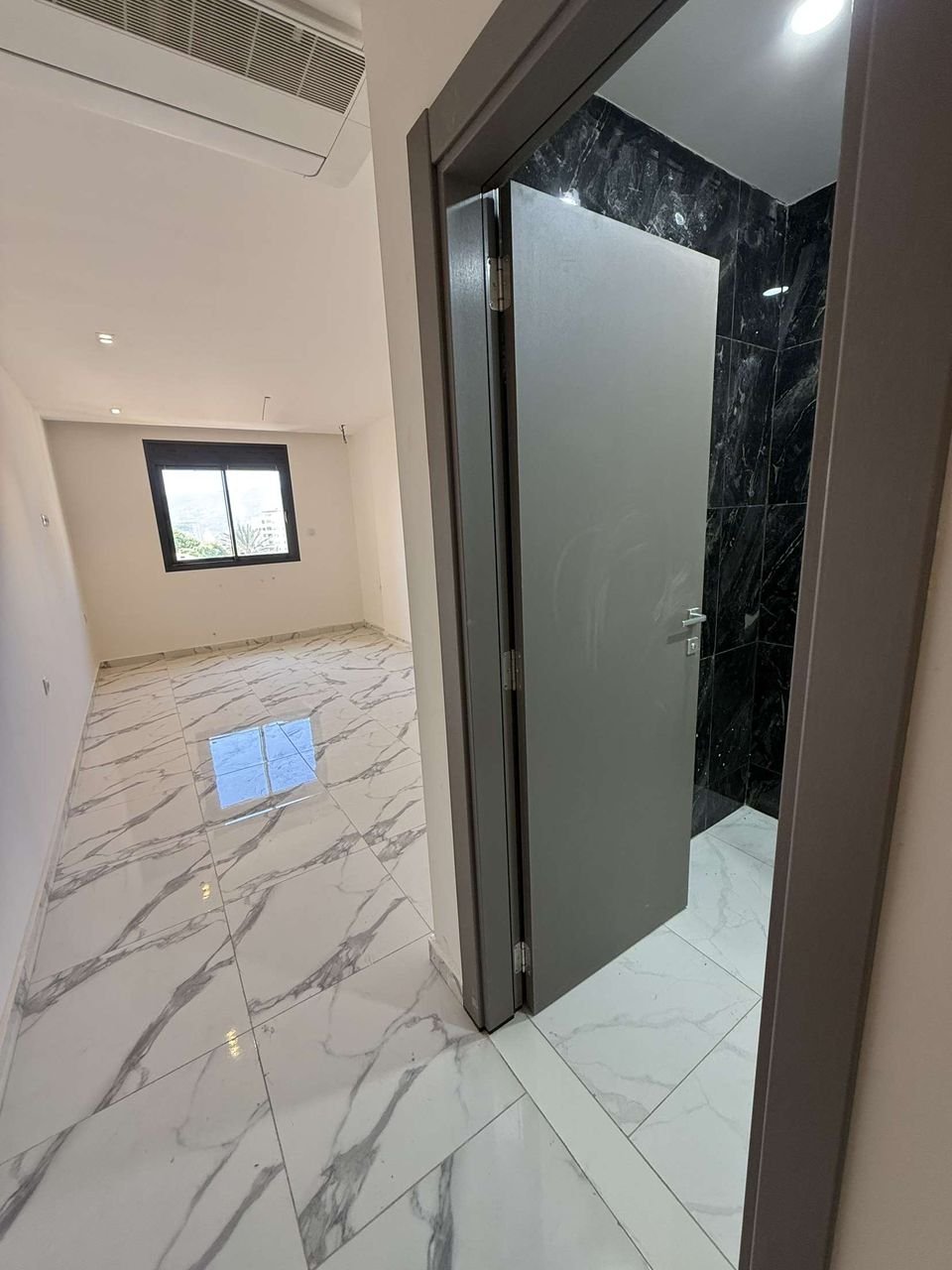 Appartement F4 à vendre à Gambetta, Oran avec terrasse