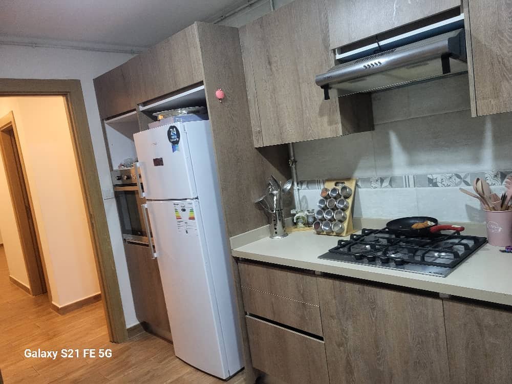 Appartement F4 à vendre à Pépinière, Oran Sans vis-à-vis