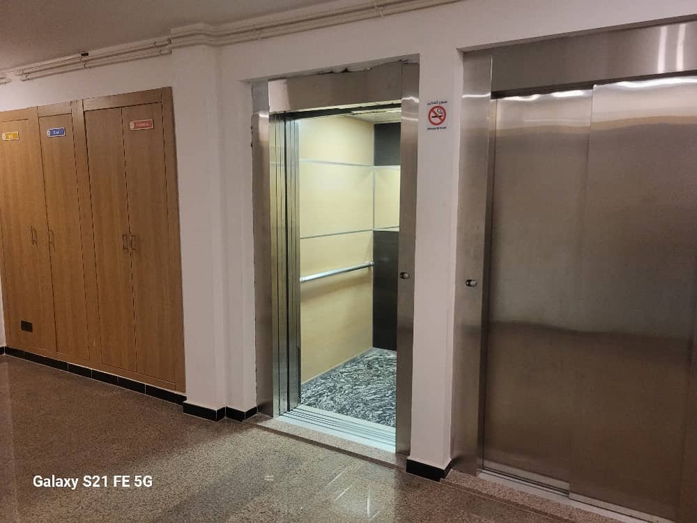 Appartement F4 à vendre à Pépinière, Oran Sans vis-à-vis