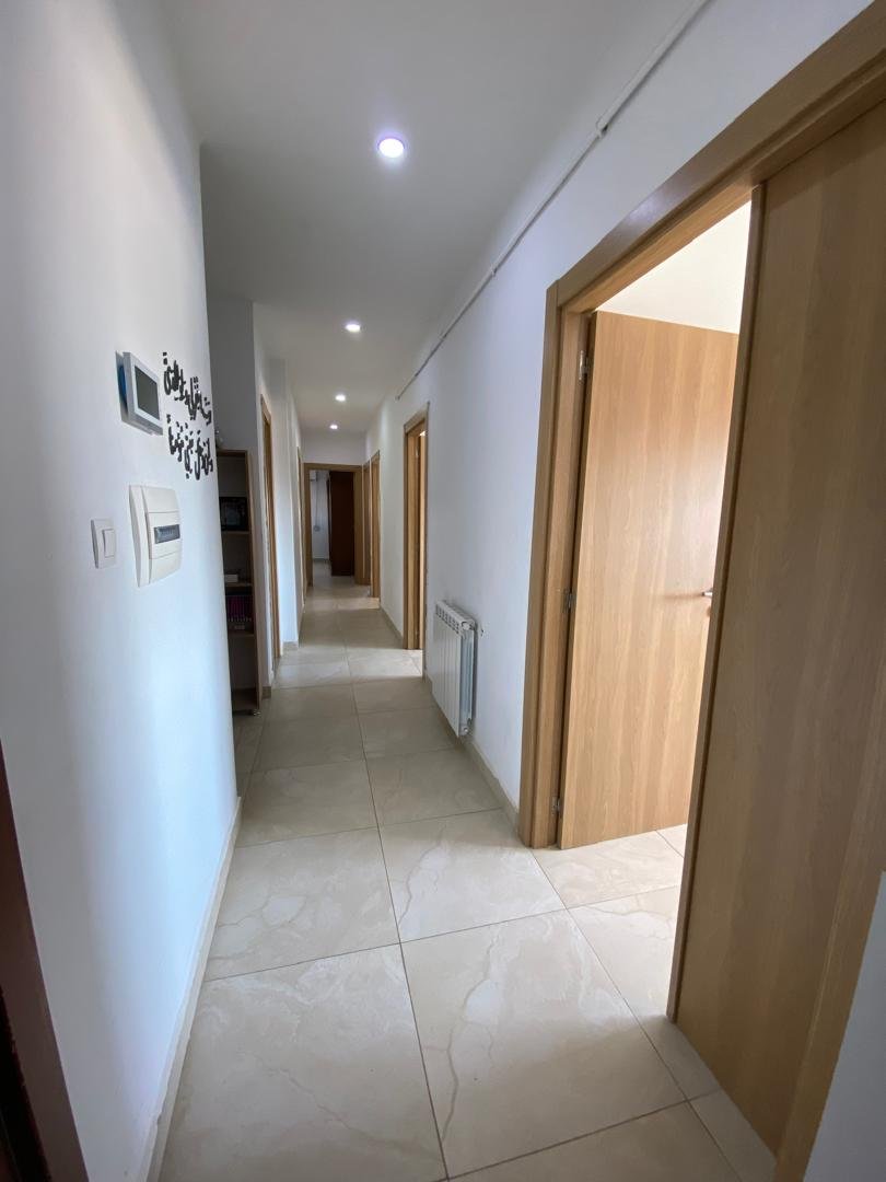 Appartement F4 à vendre à Belgaïd, Oran Sans vis-à-vis