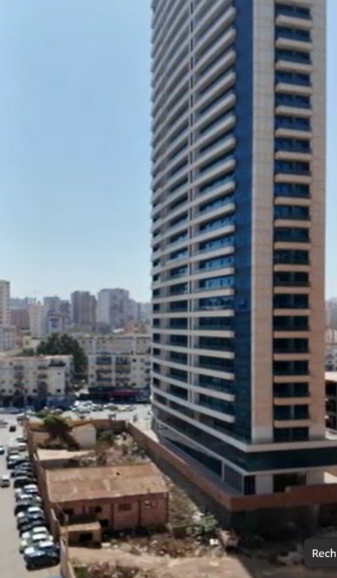 Appartement F3 à vendre à Frange Maritime, Oran avec Vue sur mer