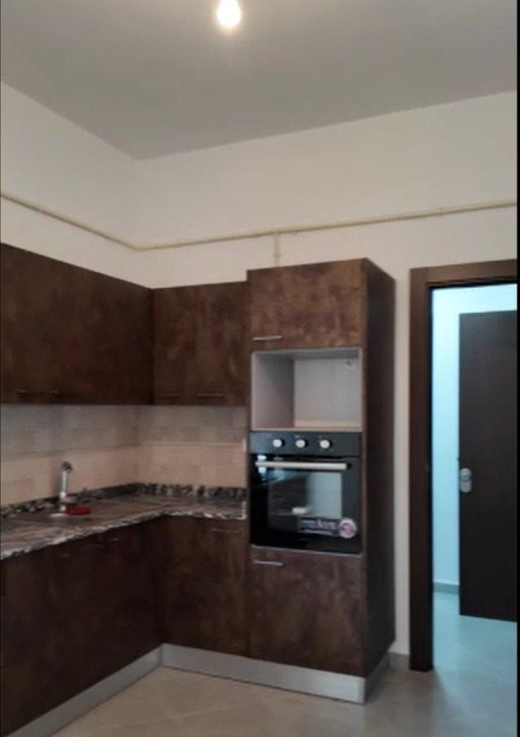 Appartement F3 à vendre à Frange Maritime, Oran avec Vue sur mer