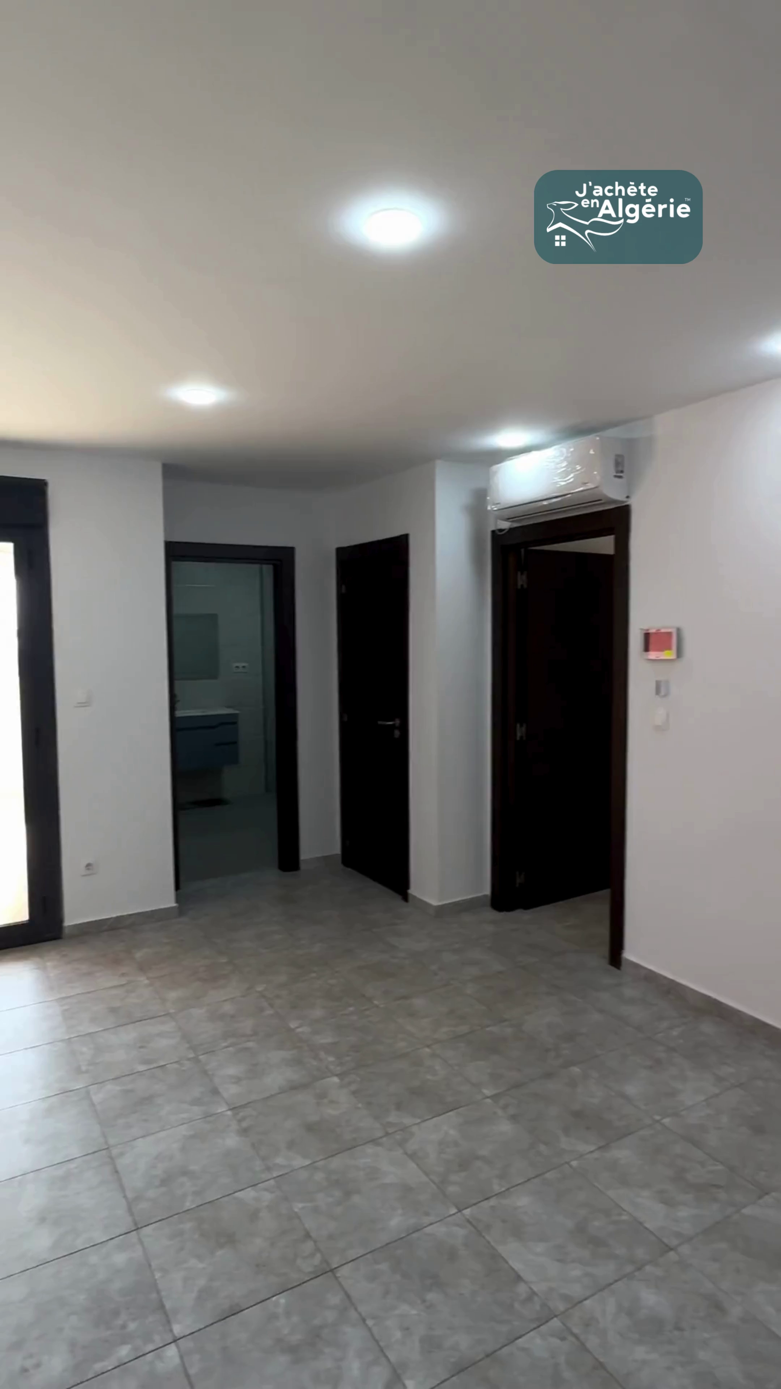 Appartement Duplex à vendre à Canastel, Oran Sans vis-à-vis
