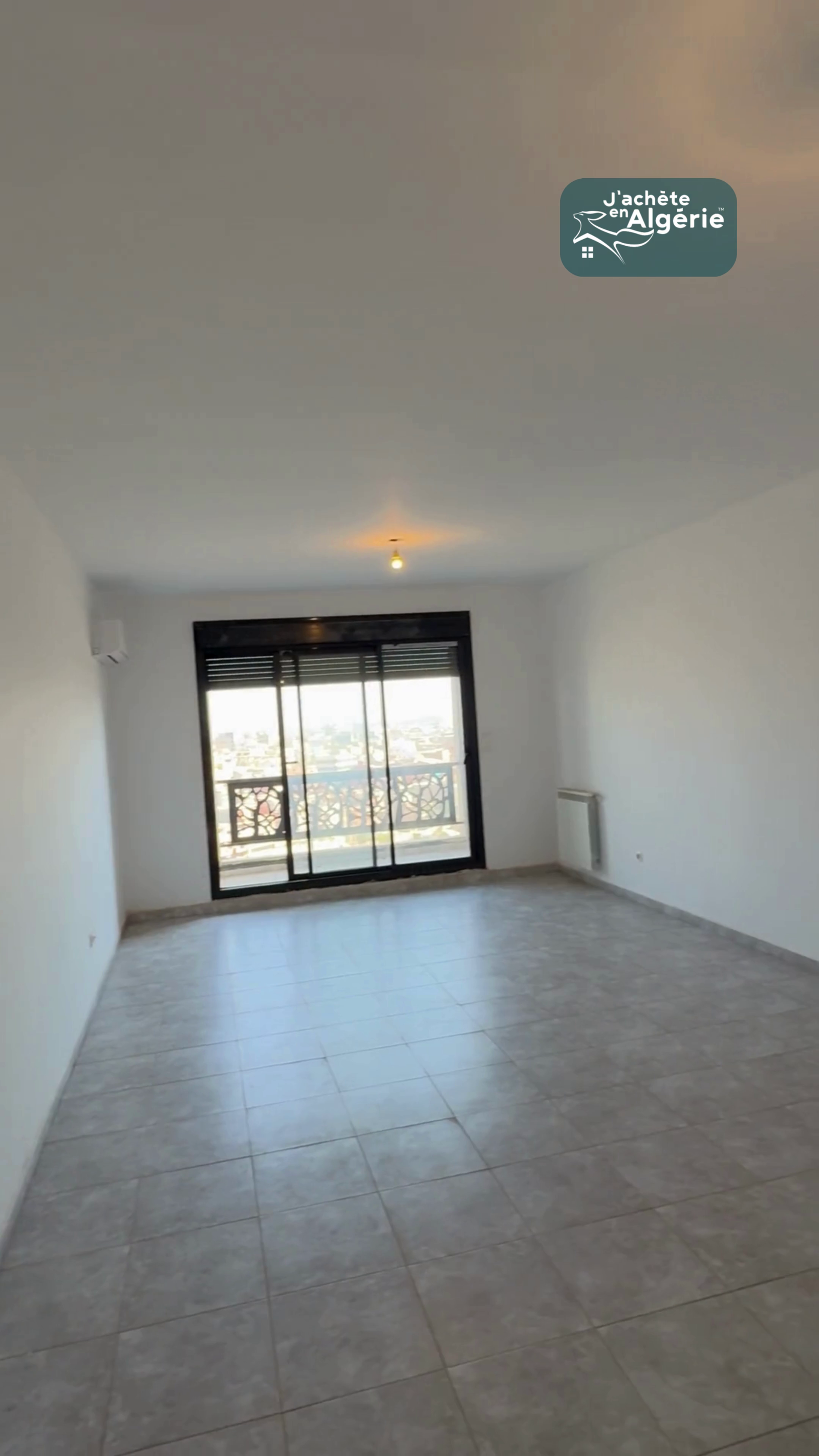 Appartement Duplex à vendre à Canastel, Oran Sans vis-à-vis