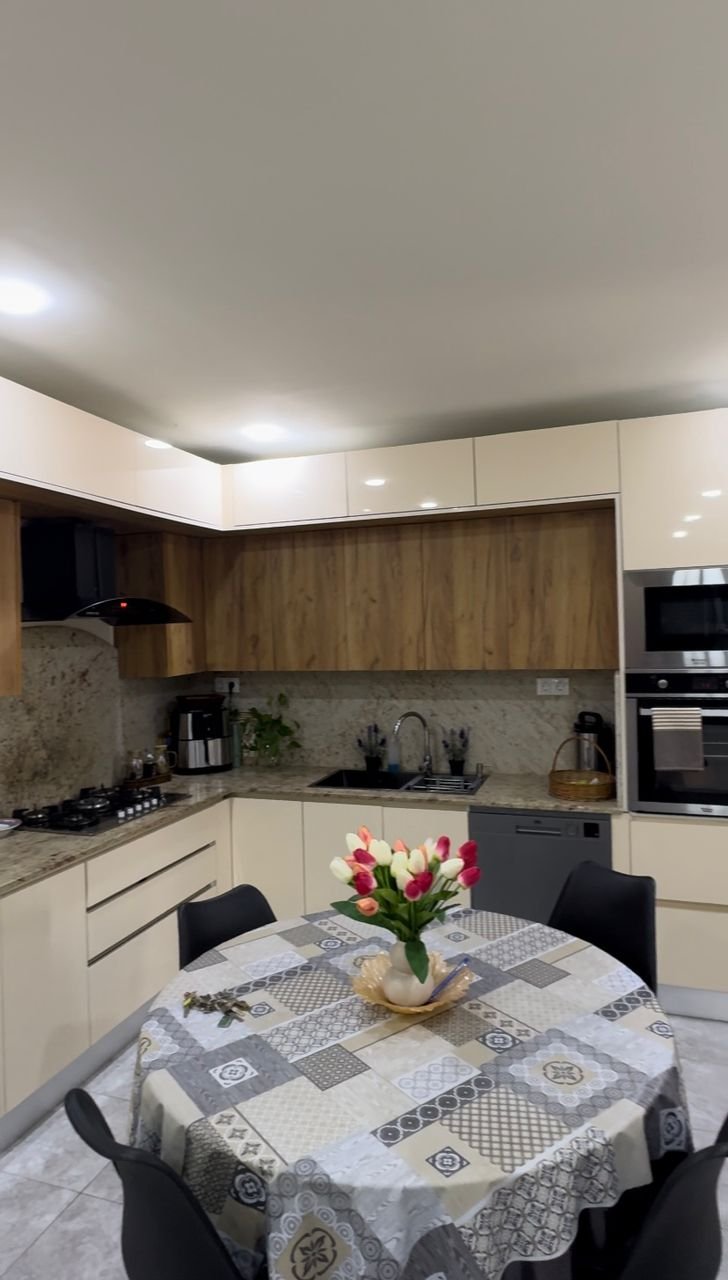Appartement F4 à vendre à Canastel, Oran Sans vis-à-vis
