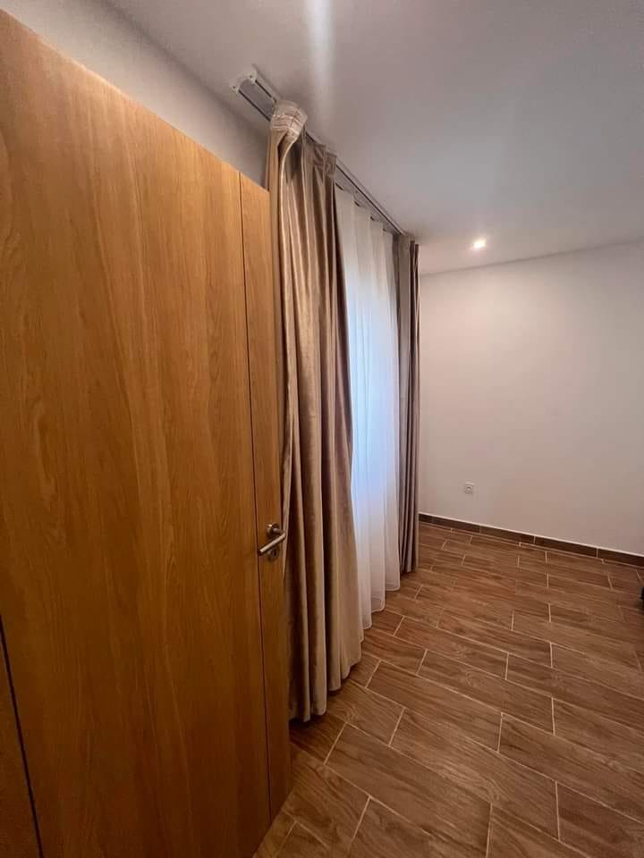 Appartement F5 à vendre à Bir El Djir, Oran Sans vis-à-vis