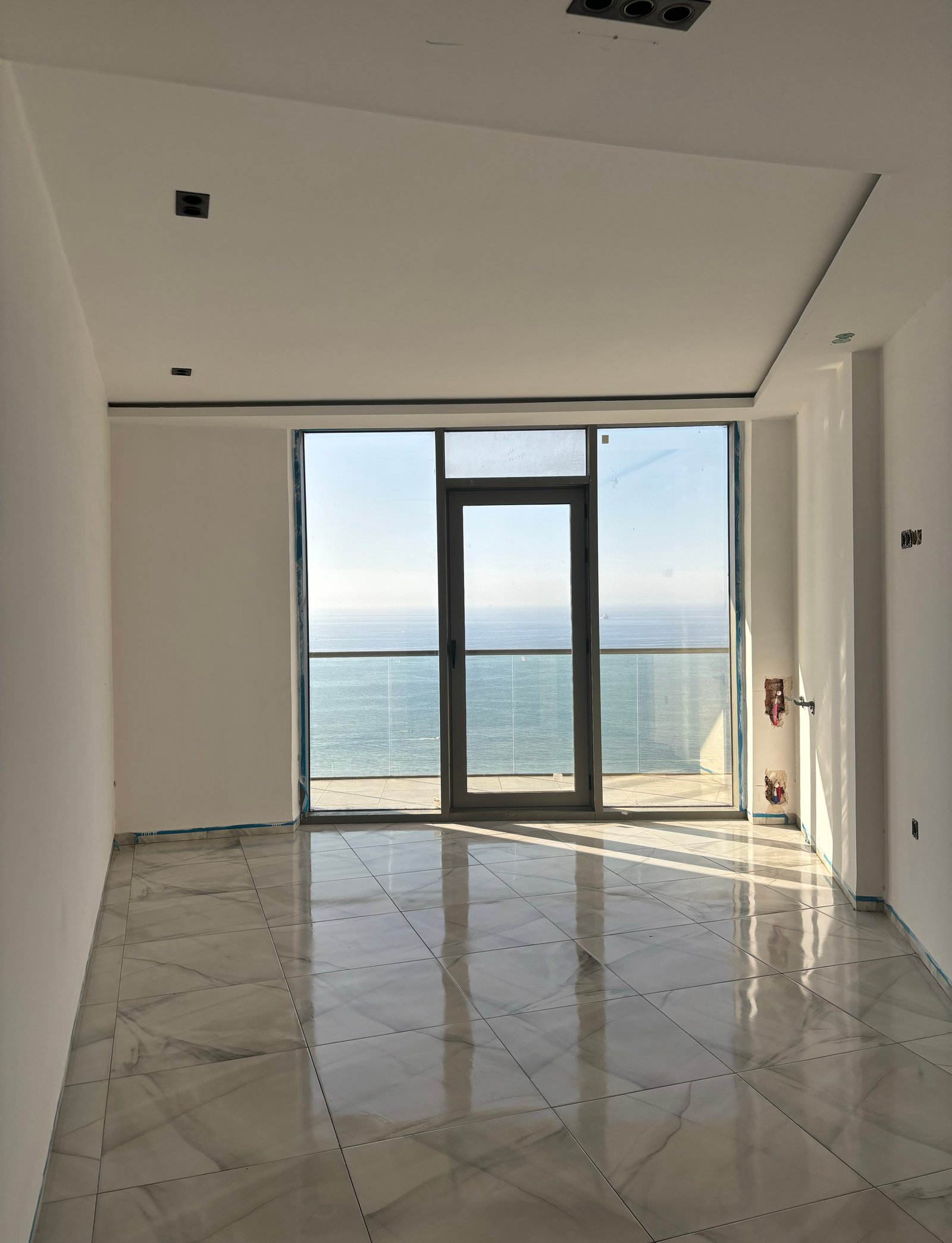 Appartement F4 de 129 m² en première ligne avec vue sur mer