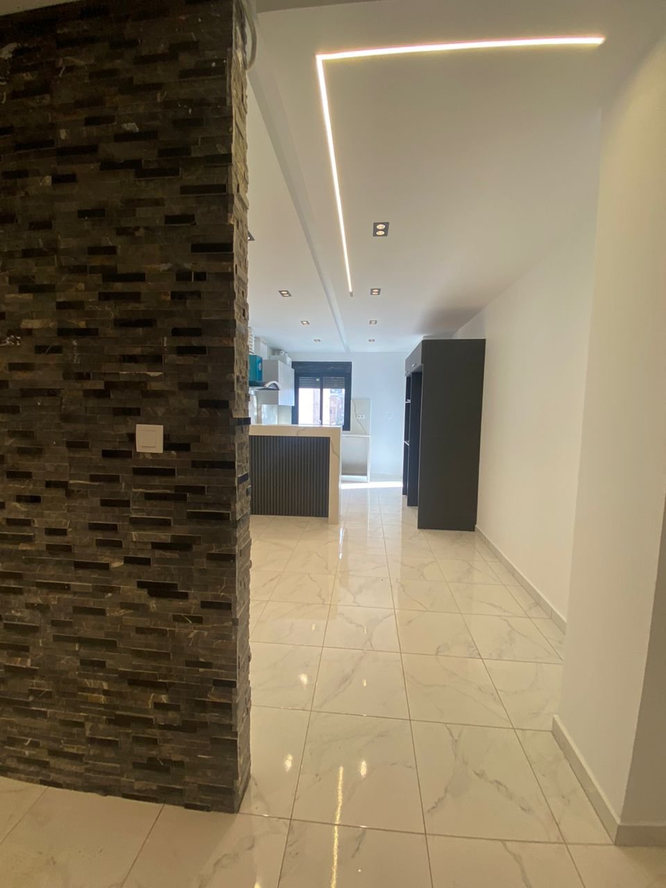 Appartement F4 à vendre à Fernand Ville, Oran avec Suite parentale