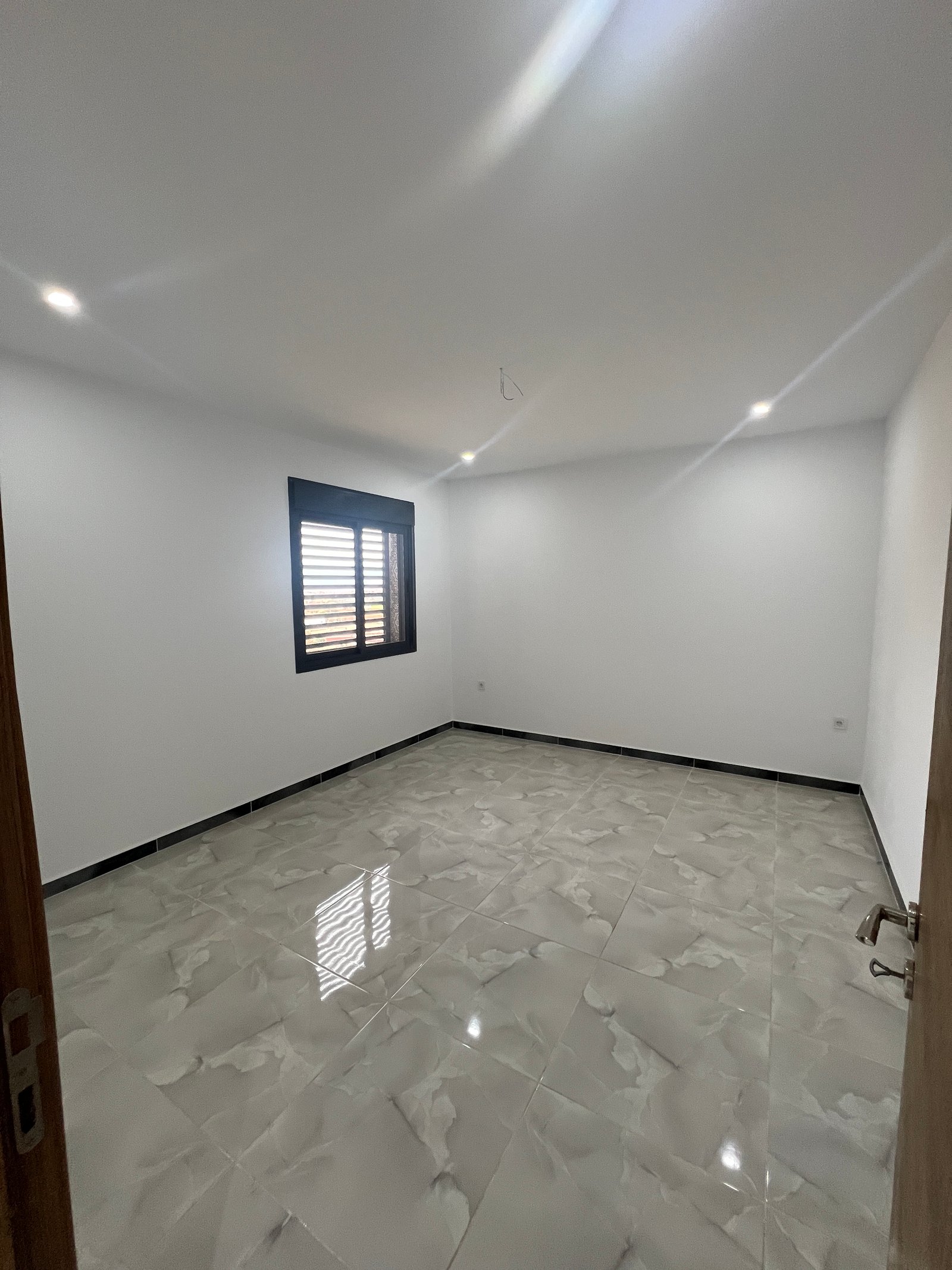 Appartement F4 à vendre à Maraval Oran