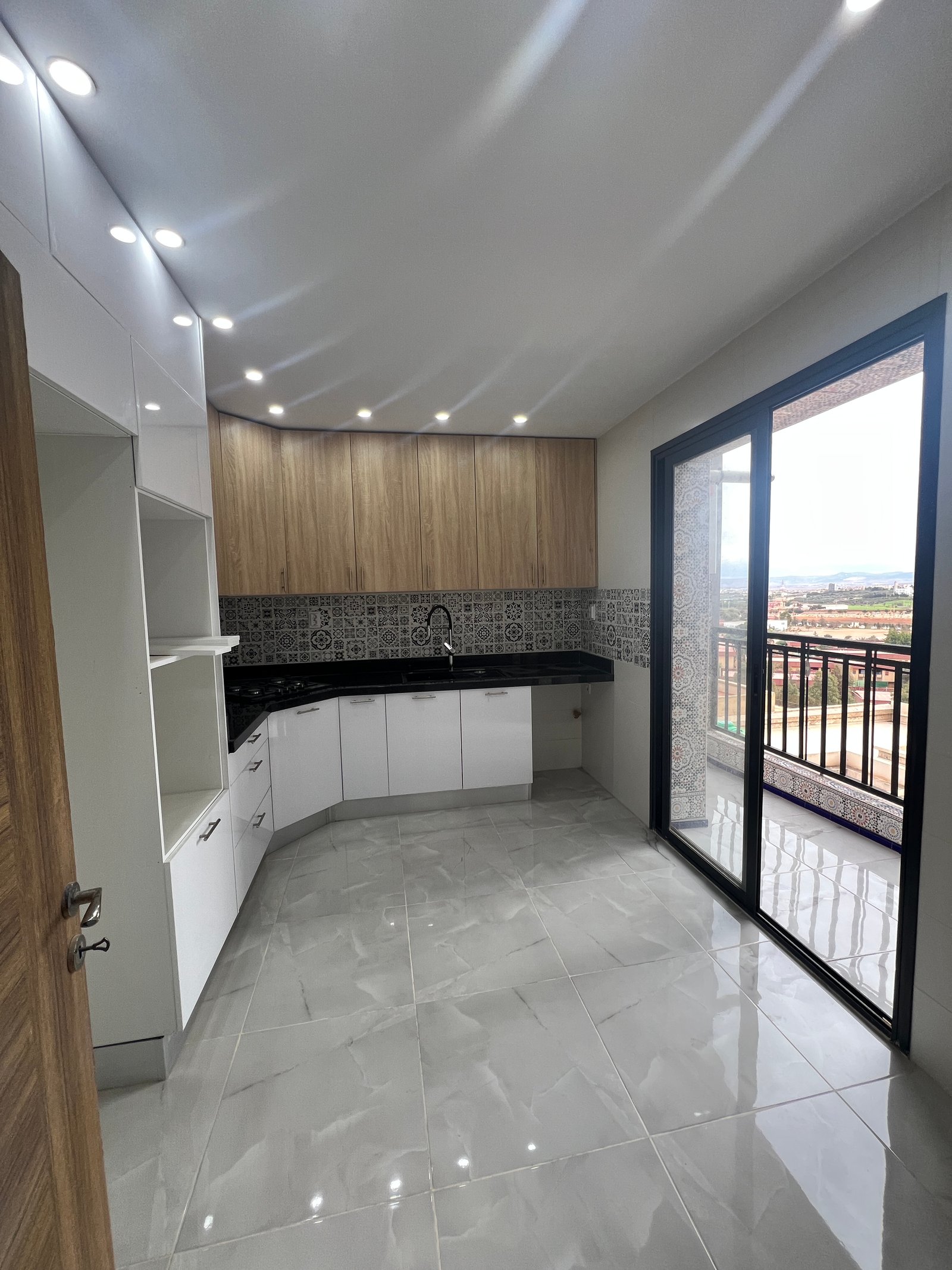 Appartement F4 à vendre à Maraval Oran