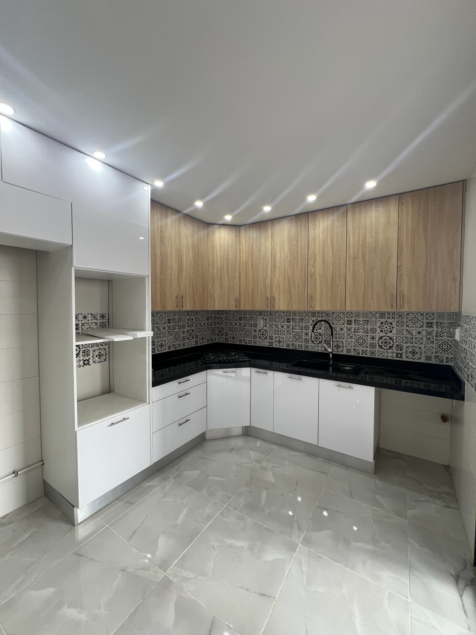 Appartement F4 à vendre à Maraval Oran