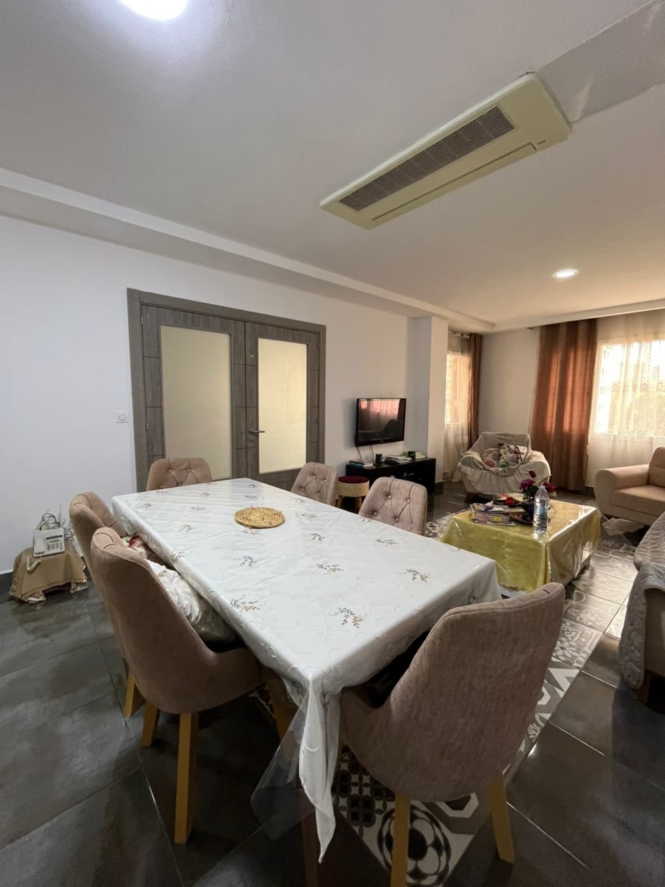 Appartement F4 à vendre à Les Falaises, Oran Sans vis-à-vis