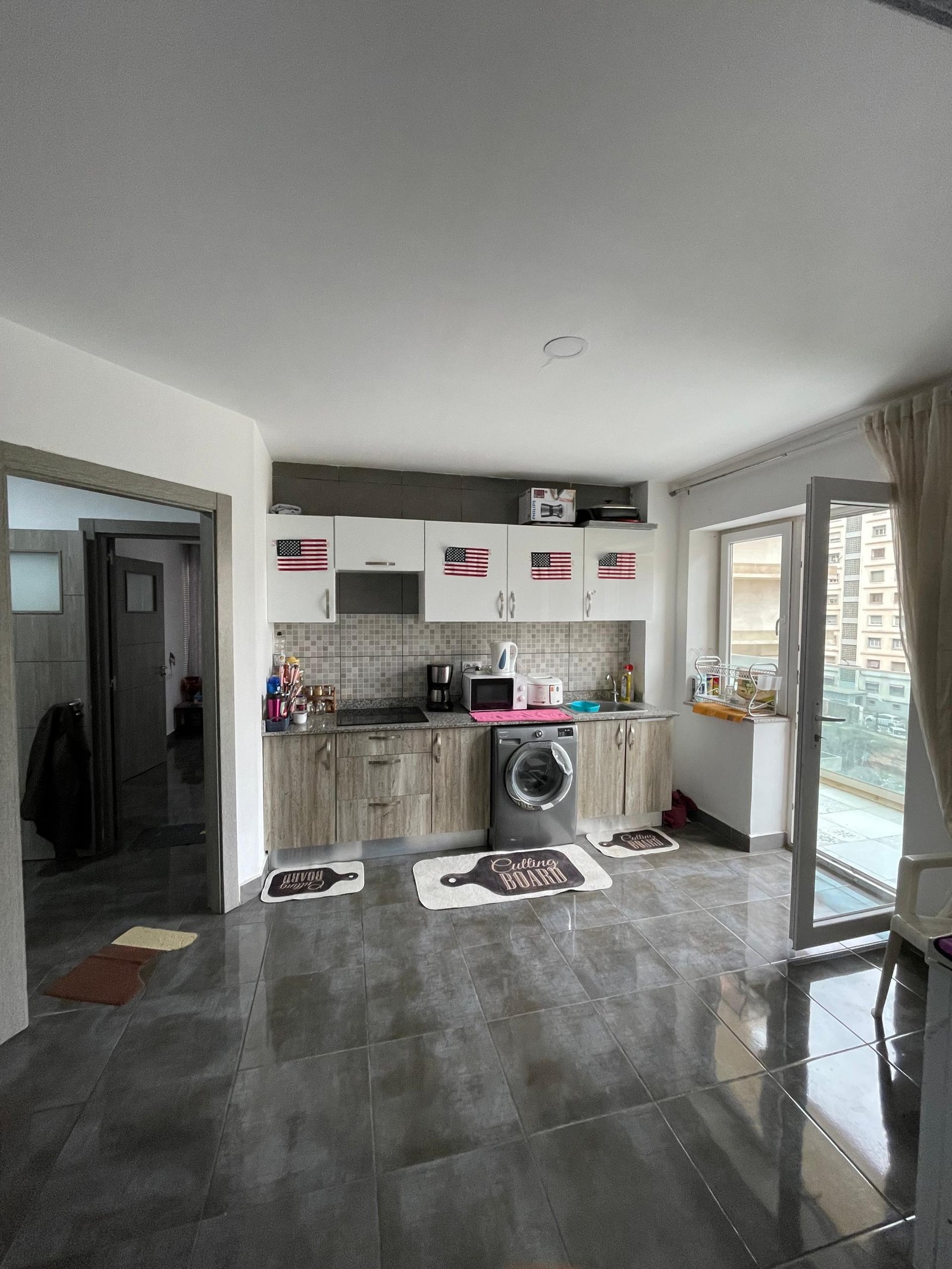 Appartement F4 à vendre à Les Falaises, Oran Sans vis-à-vis