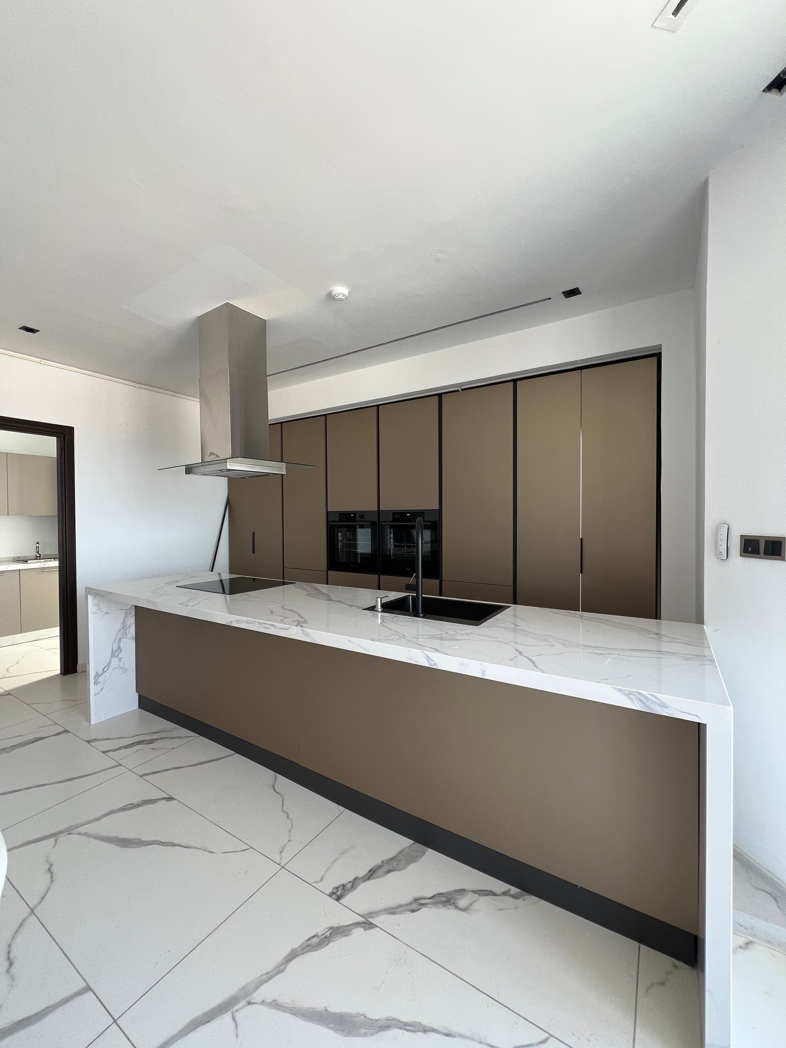 Appartement F5 à vendre à Canastel, Oran avec Vue sur mer