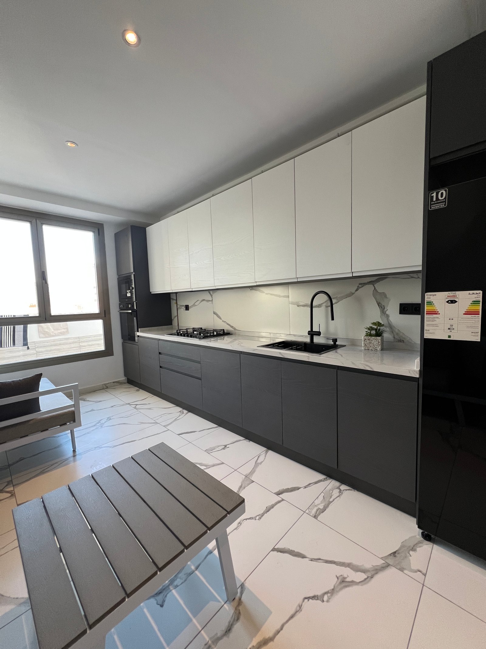 Appartement F4 à vendre à Canastel, Oran avec Vue sur mer