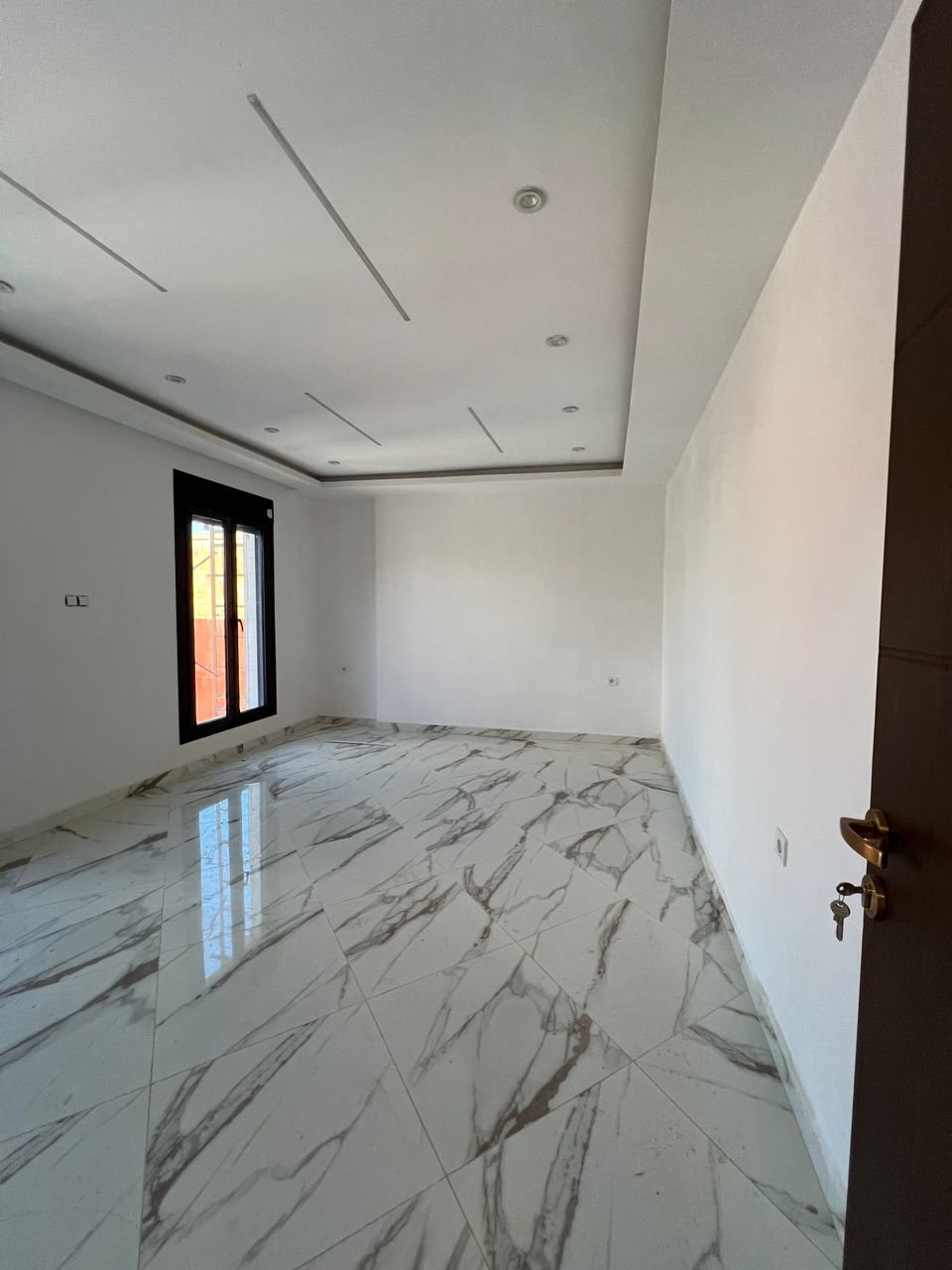 Appartement F3 à vendre à Belgaïd, Oran Sans vis-à-vis