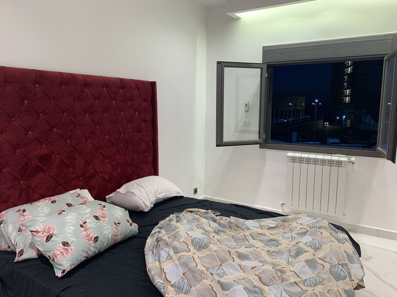 Appartement F3 à Louer à Akid Lotfi, Oran