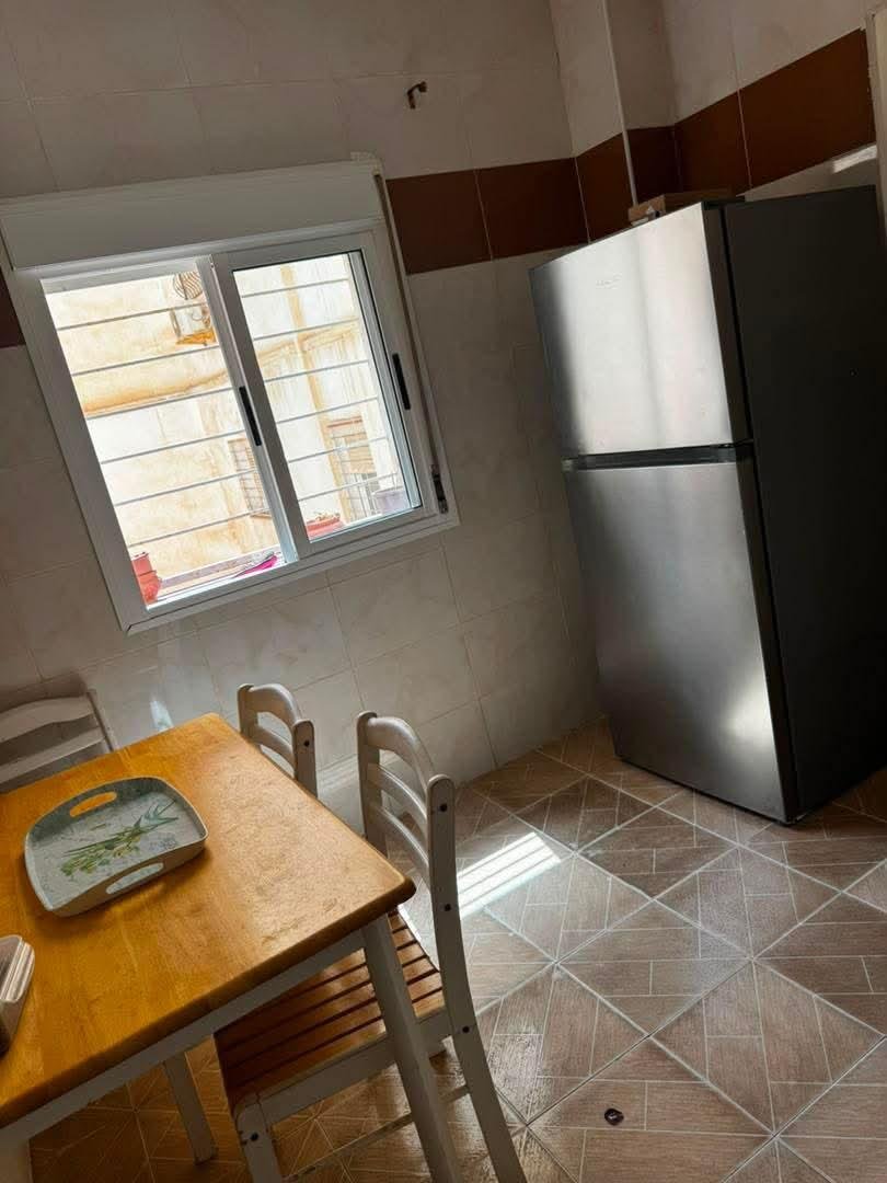 Appartement T3 à louer à Millinium, Oran
