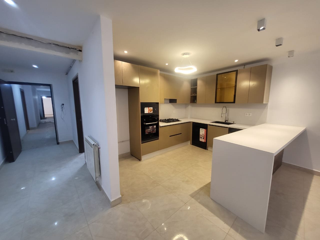 Appartement F4 à vendre à Gambetta, Oran avec Vue panoramique