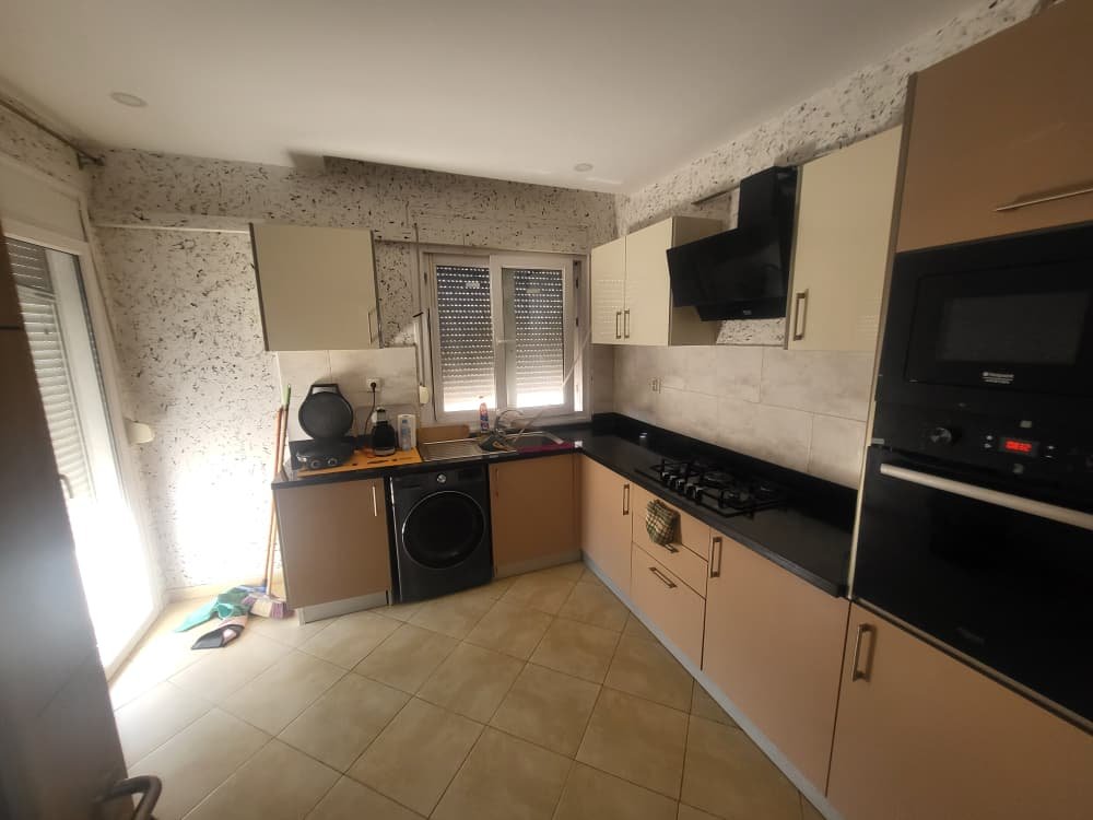 Appartement F4 à Oran, sans vis à vis