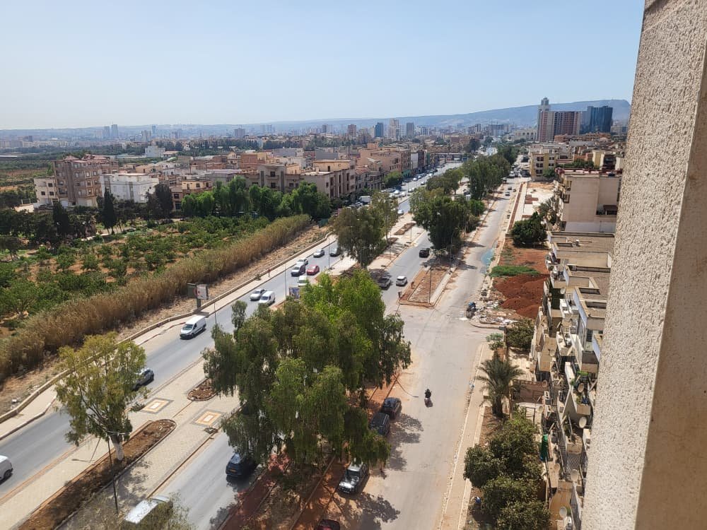 Appartement F4 à Oran, sans vis à vis