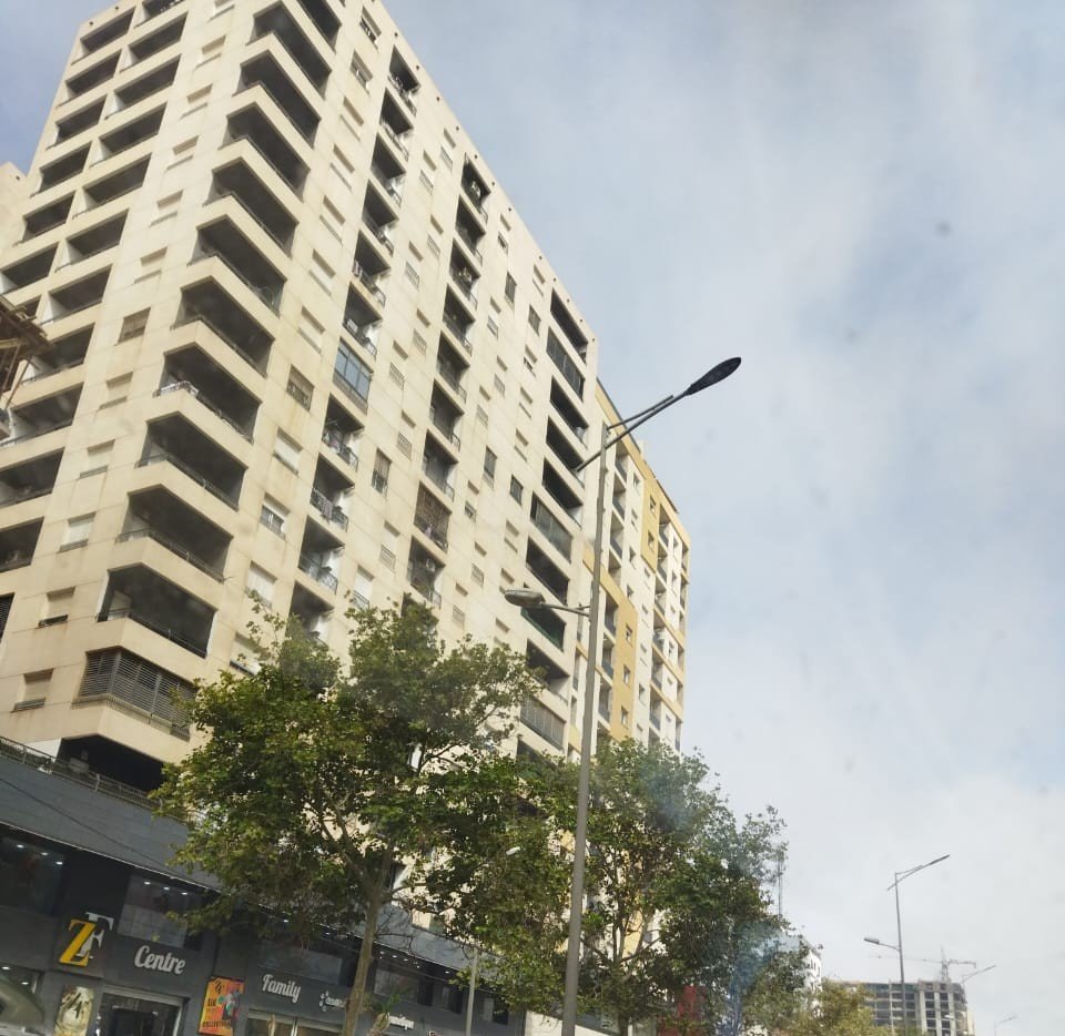 Appartement T5 à vendre à Bouchikhi, Oran Sans vis-à-vis