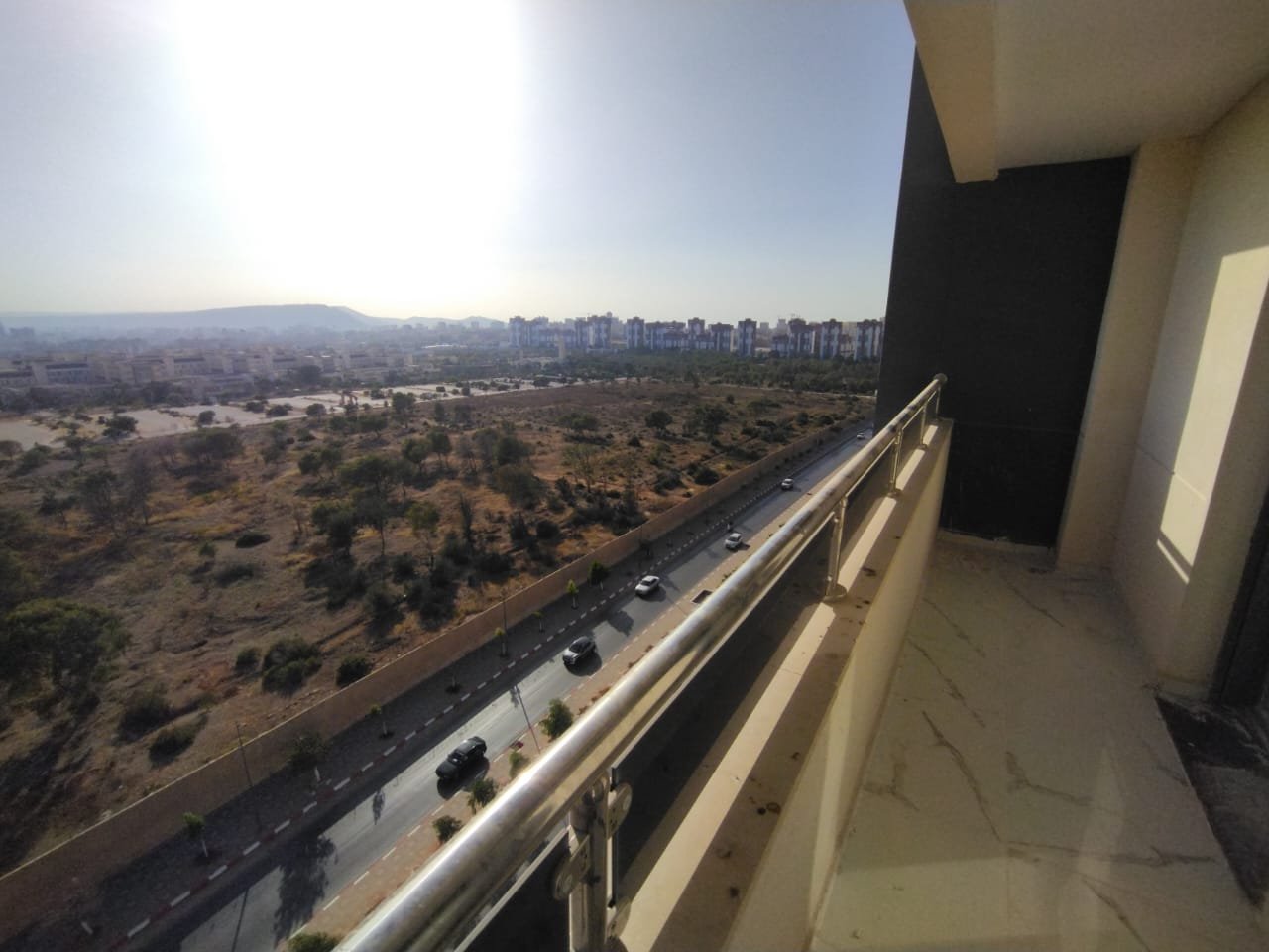 Appartement F4 à vendre à Quartier Des Cliniques, Oran Sans vis-à-vis