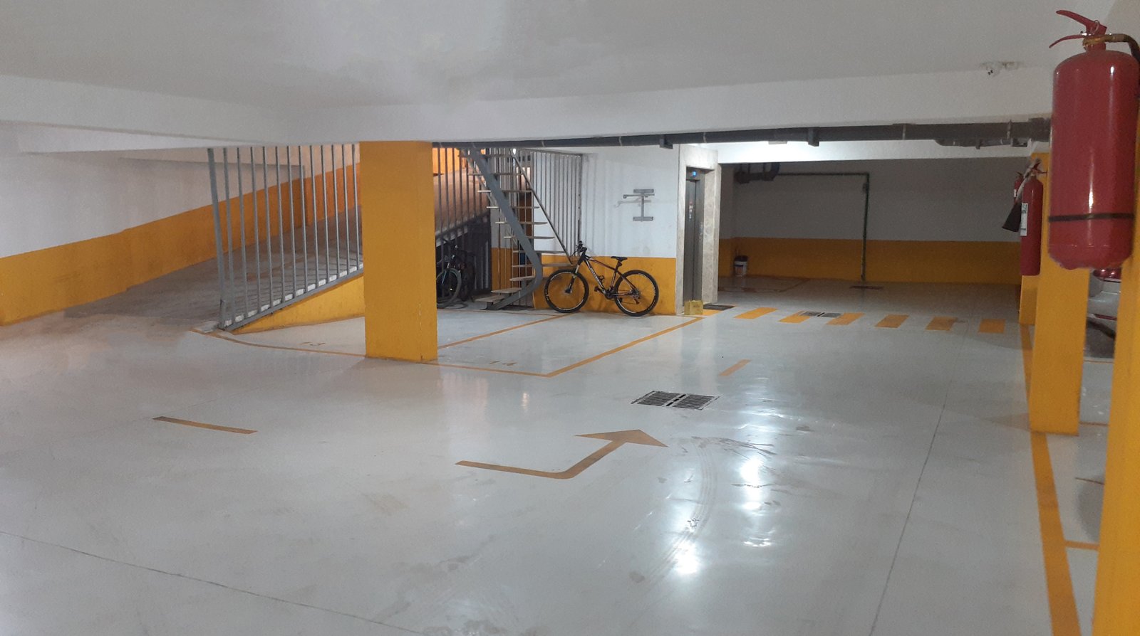 Appartement F4 à vendre à Maraval, Oran Sans vis-à-vis