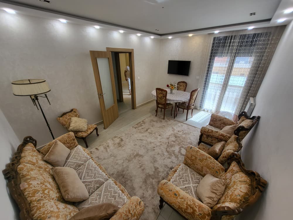 Appartement F4 à vendre à Maraval, Oran Sans vis-à-vis