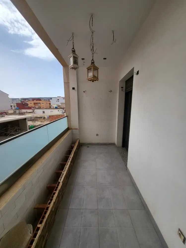 Appartement F4 à vendre à Maraval, Oran Sans vis-à-vis