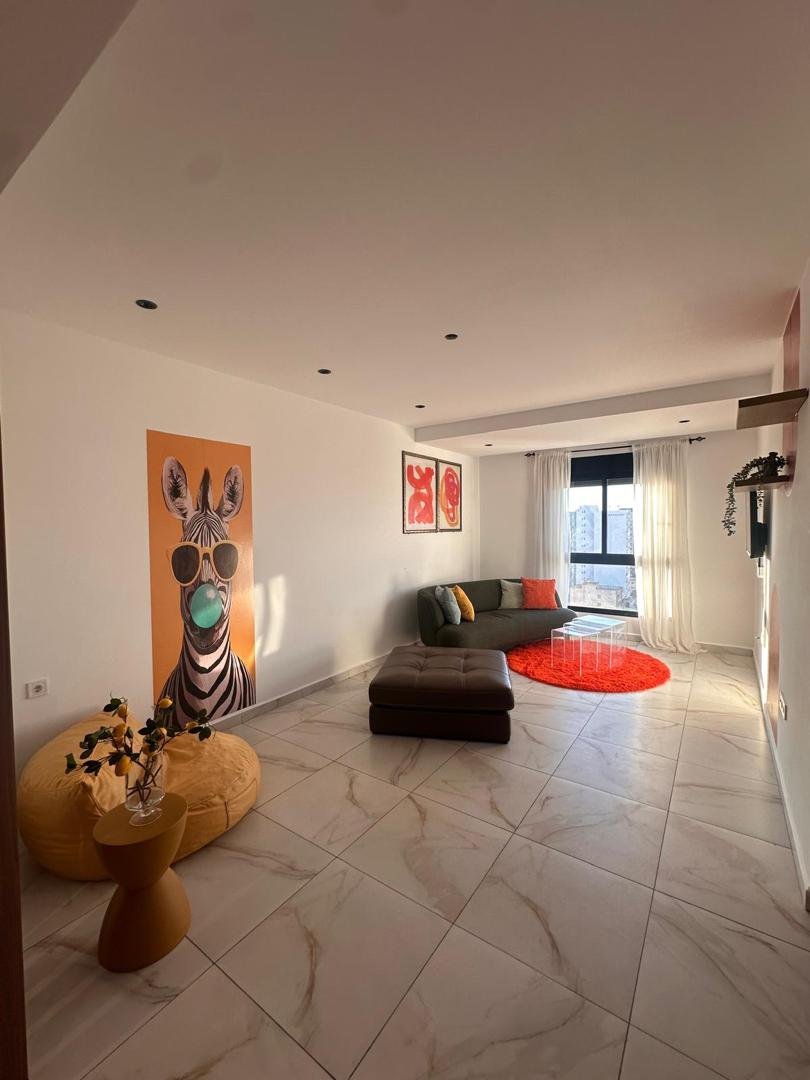 Appartement type F3 à louer à Fernand Ville, Oran.