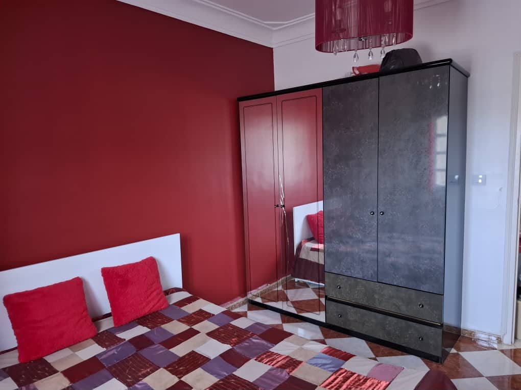 Appartement T4 à louer à Akid, Oran Sans vis-à-vis
