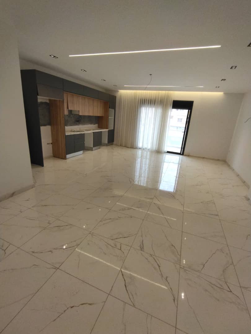 Appartement F3 à vendre à Belgaid, Oran