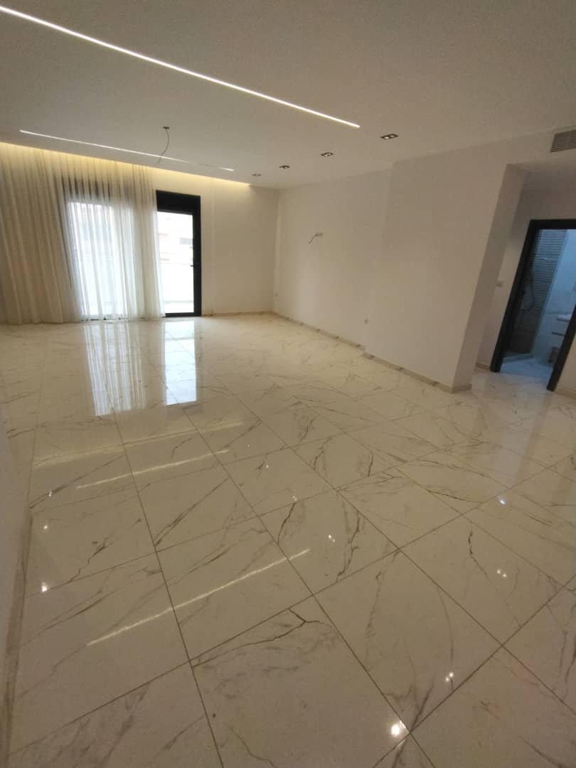 Appartement F3 à vendre à Belgaid, Oran