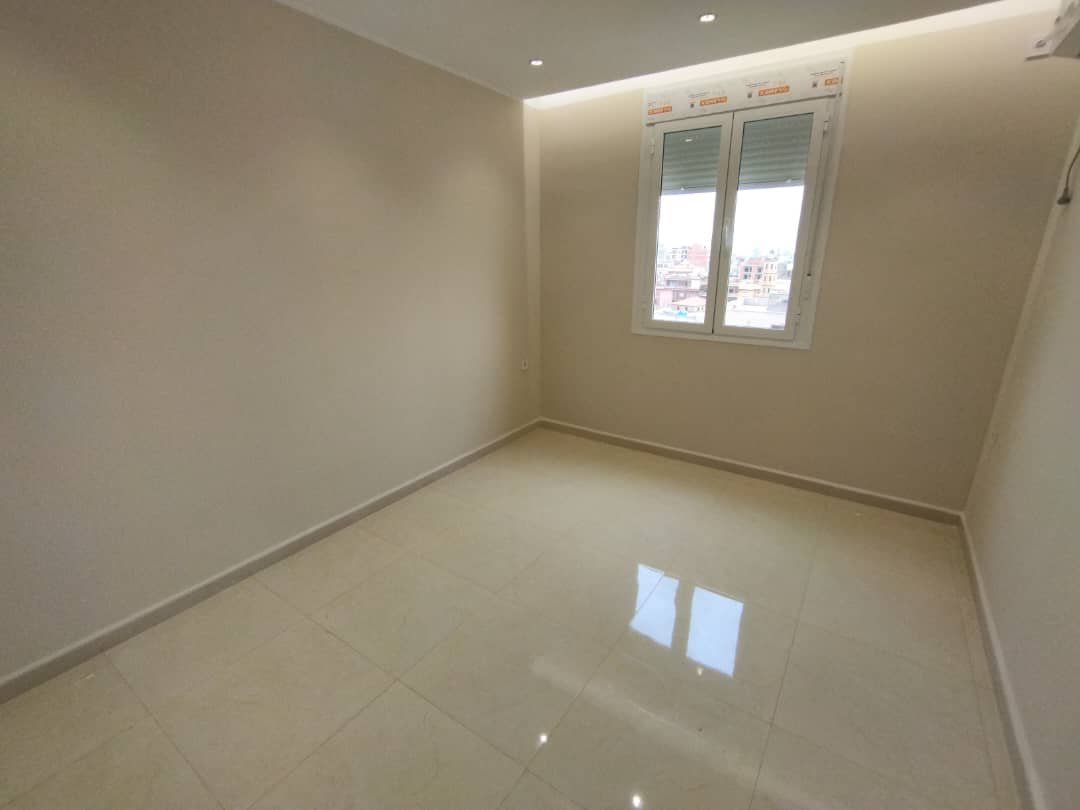 Appartement F4 à vendre à Millénium, Oran