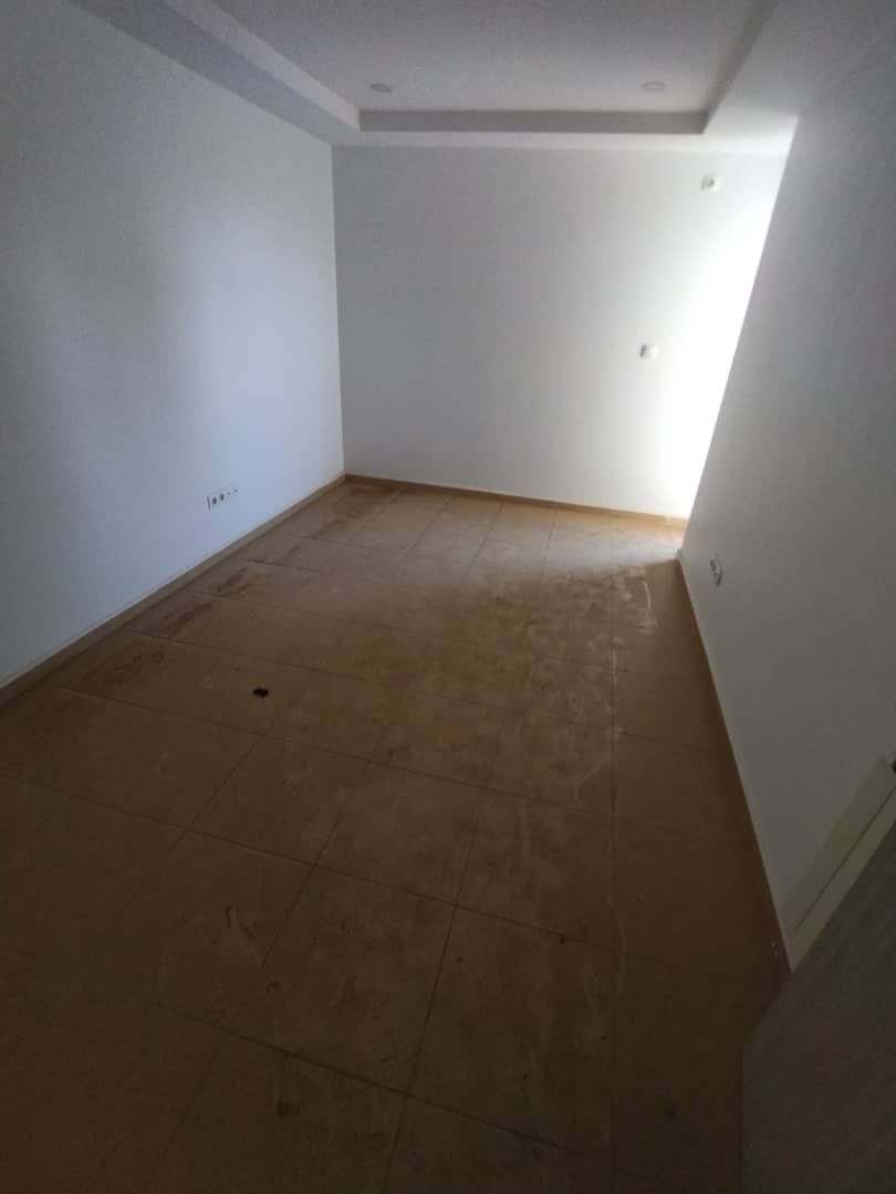 Appartement F4 à vendre à Gambetta, Oran