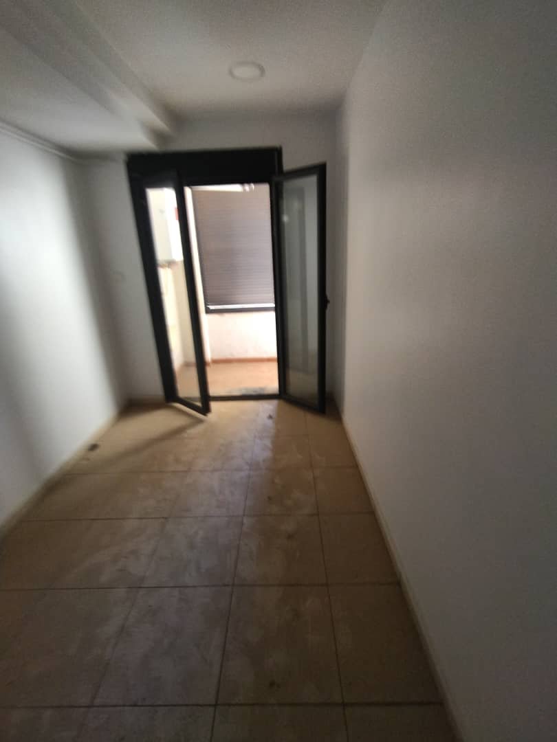 Appartement F4 à vendre à Gambetta, Oran