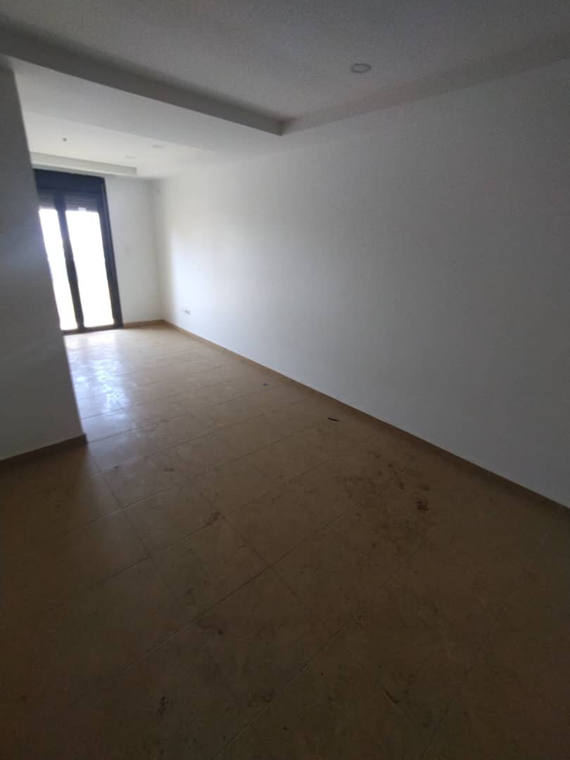 Appartement F4 à vendre à Gambetta, Oran